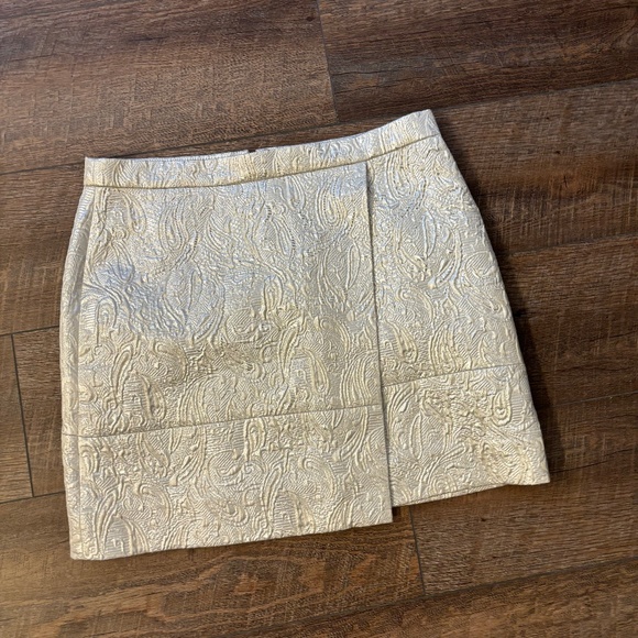 J Crew Champagne Metallic Jacquard Origami Skirt Sz 6 - Picture 2 of 6